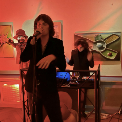 03473167-B930-446E-BA23-294A827F3871