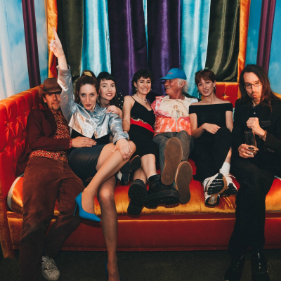 Ryan Mendoza Katalogue Presentation im Mr. GOM-Room