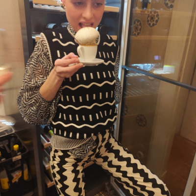 7c74b315-ad31-43e2-9258-5501c89cf3eb